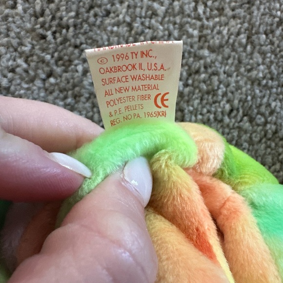 First Edition Peace Ty Beanie Baby Bear - Picture 7 of 7